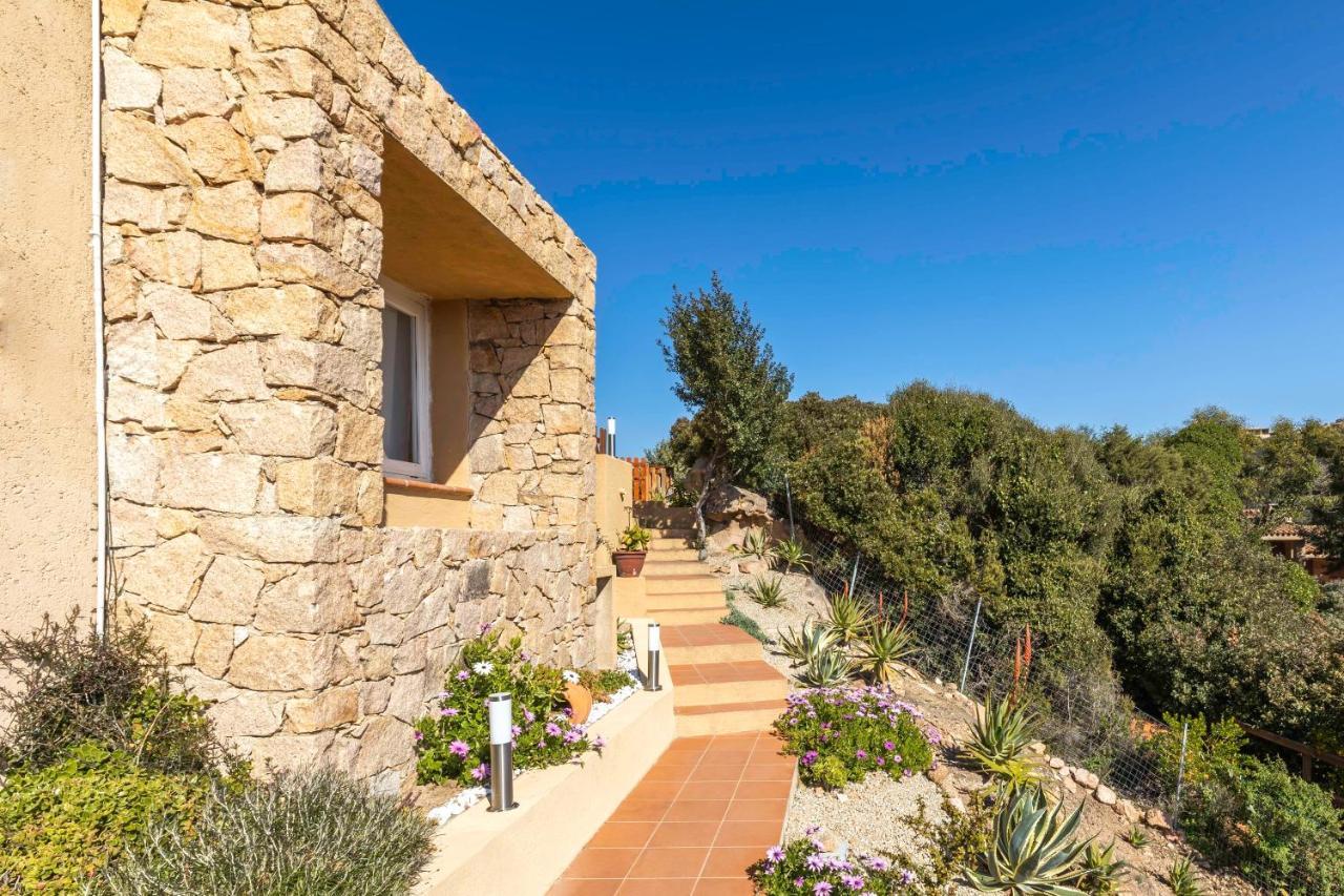 Villa Esmeralda - Free Wifi - With Swimming Pool Costa Paradiso Exterior photo