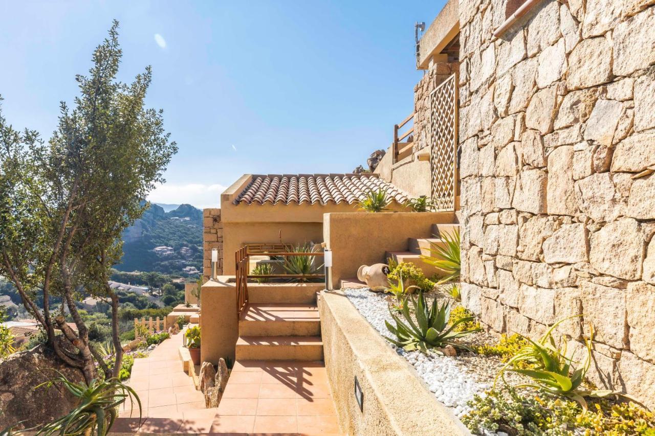 Villa Esmeralda - Free Wifi - With Swimming Pool Costa Paradiso Exterior photo